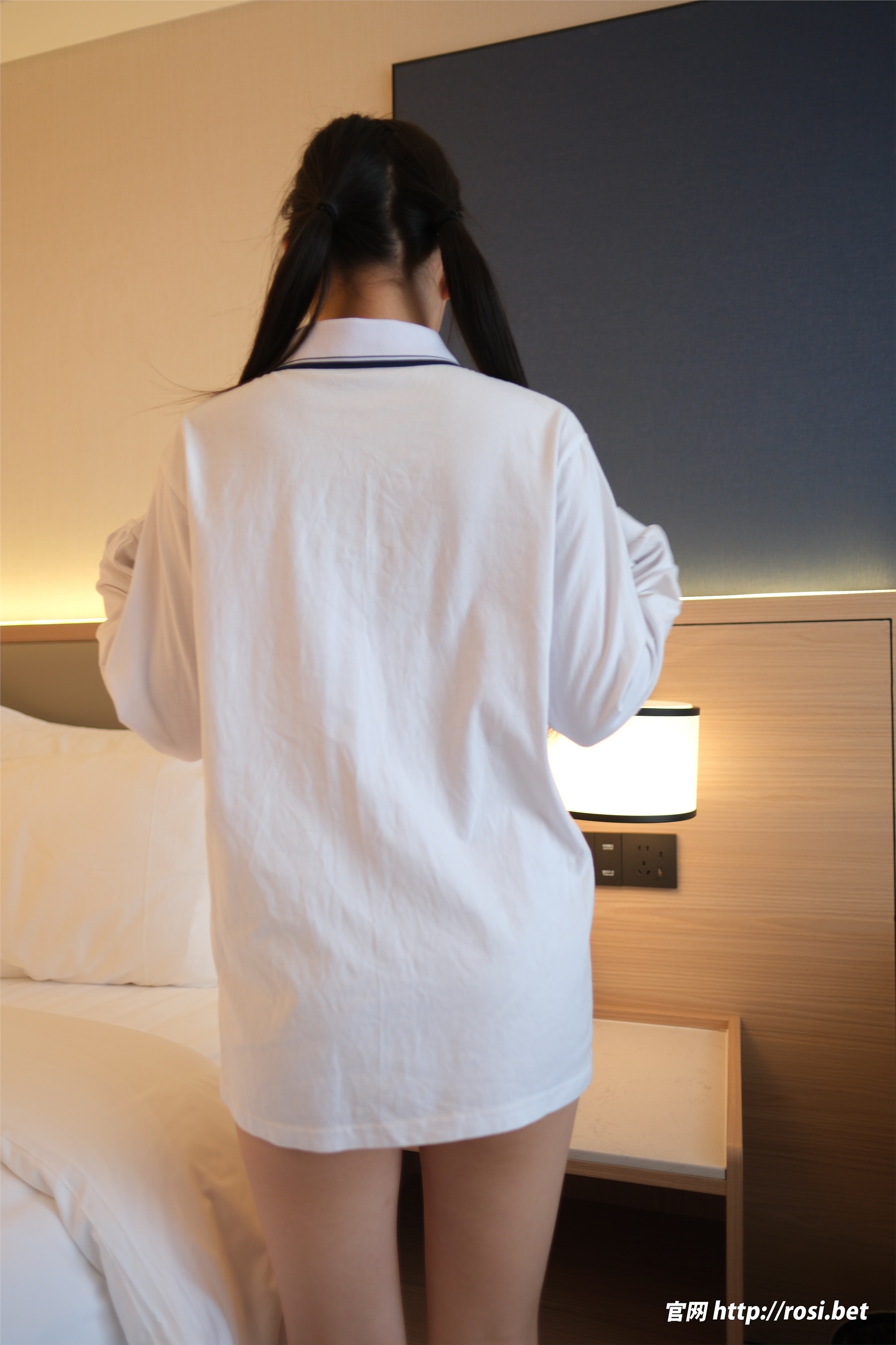 ROSI写真 2025.12.02 NO.5111